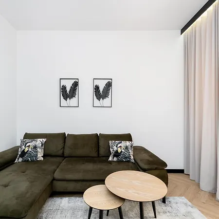 Kosciuszki Chic With Garden Apartment