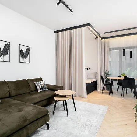 Kosciuszki Chic With Garden Apartment