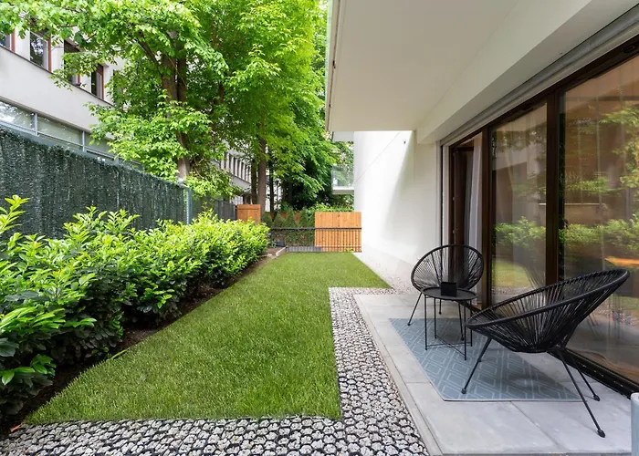 Kosciuszki Chic With Garden By Bookinghost *