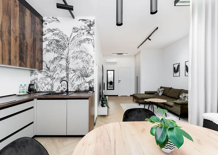 Kosciuszki Chic With Garden By Bookinghost Apartman Krakkó