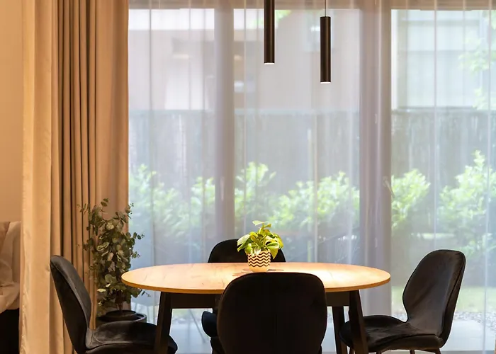 Apartman Kosciuszki Chic With Garden By Bookinghost *