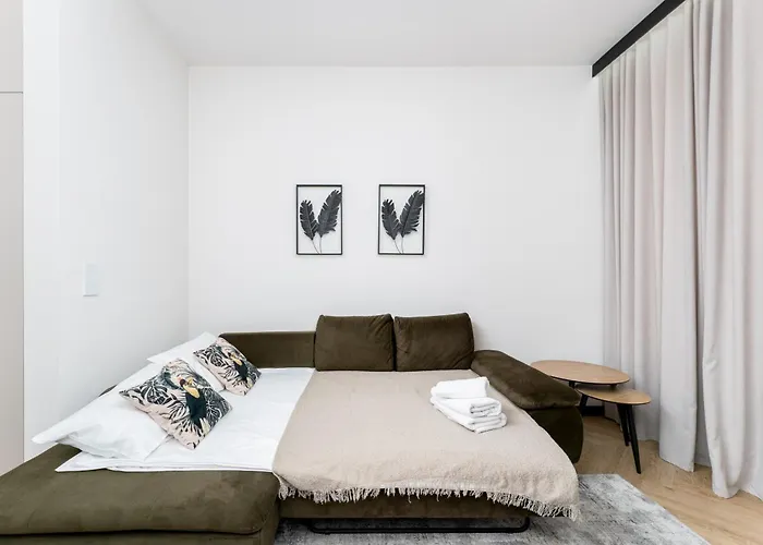 Kosciuszki Chic With Garden By Bookinghost Krakkó